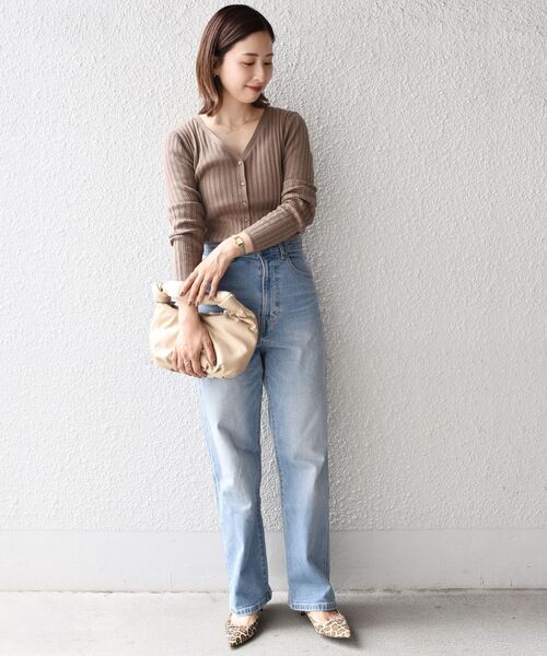 SHIPS(シップス)の「〈手洗い可能〉スイスオーガニックカーディガントップス◇(カーディガン/ボレロ・レディース・ライトブルー/ブラック/ブラウン/オフホワイト/ダークグレー・ONE SIZE)」の16枚目の写真