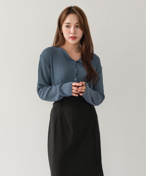 UNE MANSION（ユヌマンション）の「シンプルリブカーディガン（カーディガン/ボレロ・レディース・ブラック/ベージュ/ブラウン/ブルー/黄緑系・FREE）」の13枚目の写真