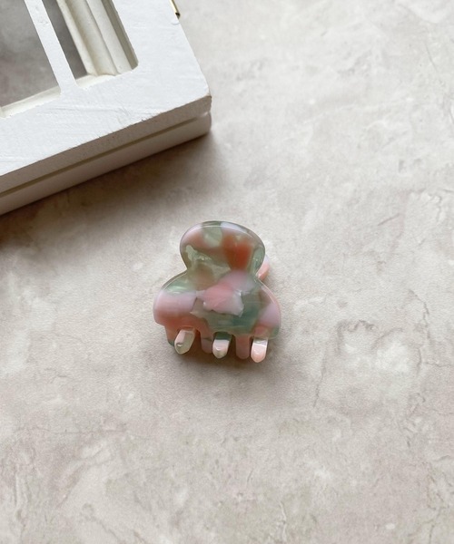 TONE SELECT GOODS（トーンセレクトグッズ）の「【Liaa】ミニマーブルヘアクリップ（バレッタ/ヘアクリップ・レディース・ベージュ/ブラウン/オフホワイト/ピンク/グリーン/ホワイト×ブラック/ブラウン系その他/ベビーピンク/ブラック/ホワイト/ピンク系その他・FREE）」の9枚目の写真