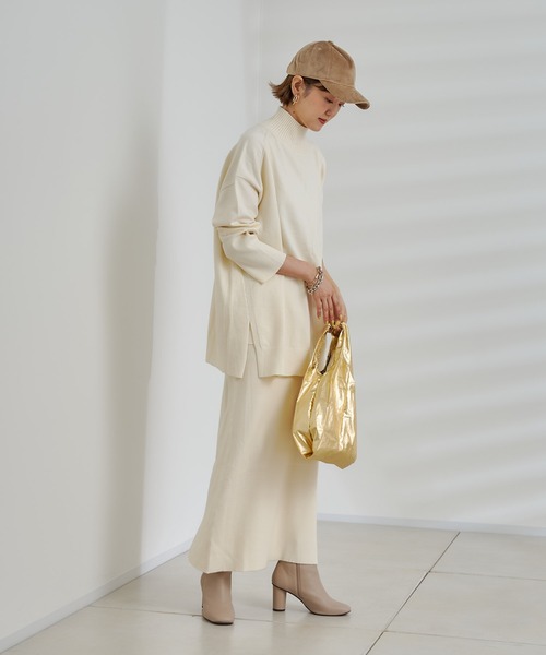 DouDou（ドゥドゥ）の「ニットアップサイドリブタートルチュニック（ニット/セーター・レディース・オフホワイト/チャコールグレー/グリーン・FREE）」の17枚目の写真