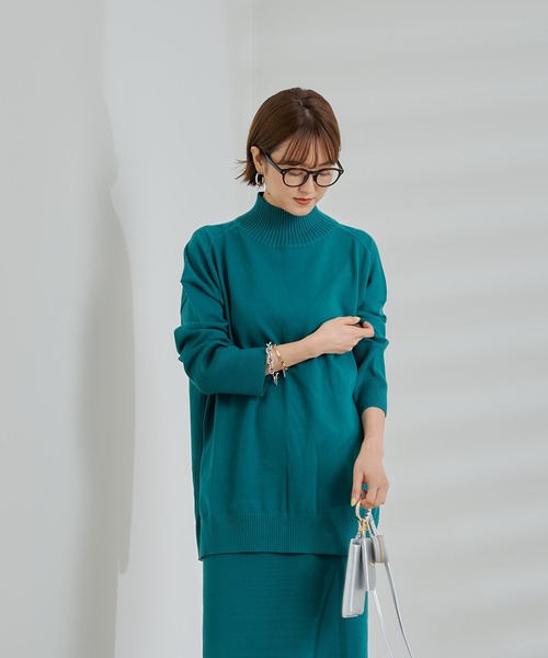 DouDou（ドゥドゥ）の「ニットアップサイドリブタートルチュニック（ニット/セーター・レディース・オフホワイト/チャコールグレー/グリーン・FREE）」の8枚目の写真