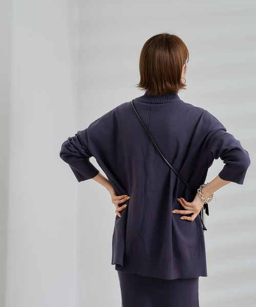 DouDou（ドゥドゥ）の「ニットアップサイドリブタートルチュニック（ニット/セーター・レディース・オフホワイト/チャコールグレー/グリーン・FREE）」の11枚目の写真