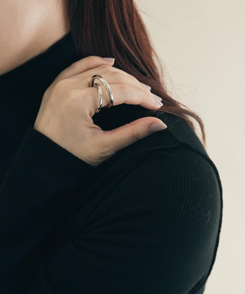 SMELLY（スメリー）の「リッタイラインリング（リング・レディース・シルバー・-）」の5枚目の写真