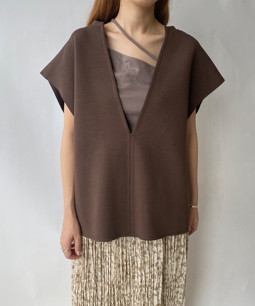 ReNorm(リノーム)の「スリットネックベスト(ベスト・レディース・ブラウン/パープル・フリー)」の6枚目の写真