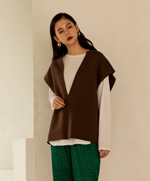 ReNorm(リノーム)の「スリットネックベスト(ベスト・レディース・ブラウン/パープル・フリー)」の22枚目の写真