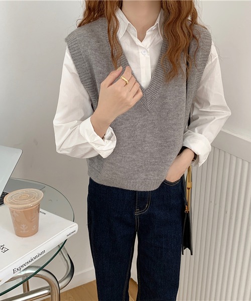 MAISON DE THERESE（メゾン ド テレーズ）の「Vネック柔らかいニットベスト（ベスト・レディース・ブラック/グレー/ライトベージュ/ホワイト/ダークグレー・MEDIUM/LARGE）」の3枚目の写真