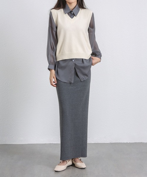 MAISON DE THERESE（メゾン ド テレーズ）の「Vネック柔らかいニットベスト（ベスト・レディース・ブラック/グレー/ライトベージュ/ホワイト/ダークグレー・MEDIUM/LARGE）」の9枚目の写真