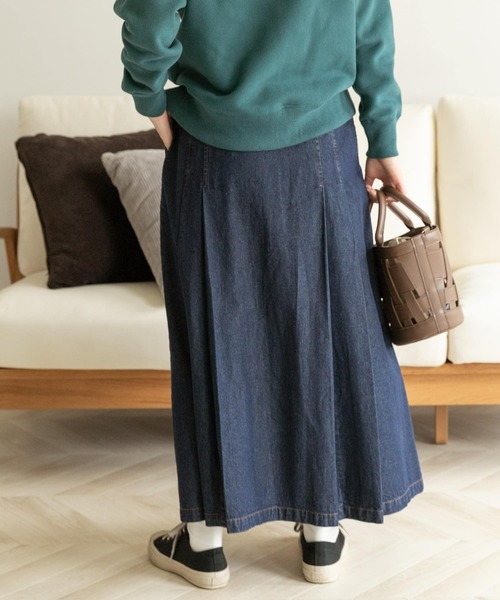 FORK&SPOON（フォークアンドスプーン）の「FORK&SPOON　タックマキシスカート（スカート・レディース・カーキ/インディゴブルー・1/2）」の7枚目の写真