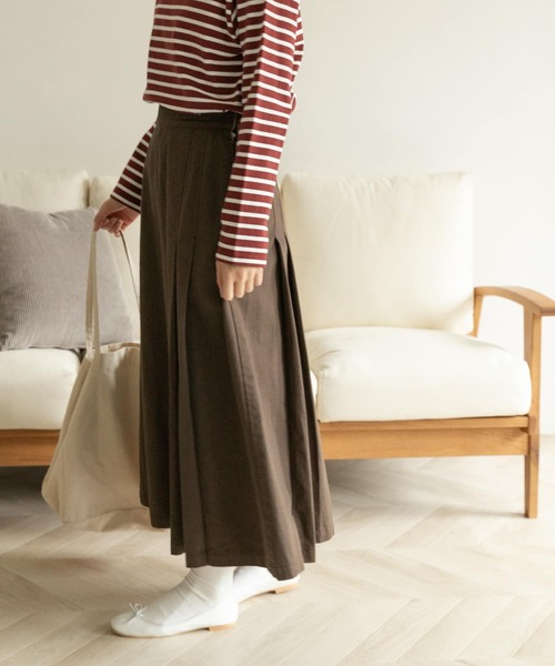 FORK&SPOON（フォークアンドスプーン）の「FORK&SPOON　タックマキシスカート（スカート・レディース・カーキ/インディゴブルー・1/2）」の18枚目の写真