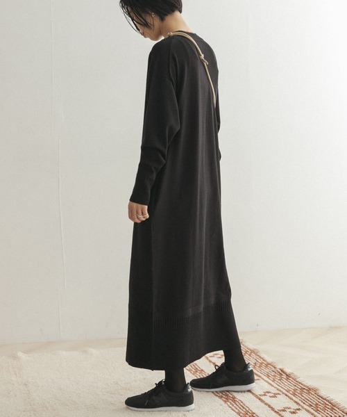 FORK&SPOON（フォークアンドスプーン）の「FORK&SPOON　ウーステッドヤーンニットワンピース（ワンピース・レディース・ブラック/ブルー・ONE）」の4枚目の写真