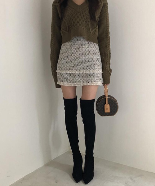 FRP(エフアールピー)の「YUGA バック ストラップ ニットセーター(ニット/セーター・レディース・ブラック/オフホワイト/カーキ・FREE)」の4枚目の写真