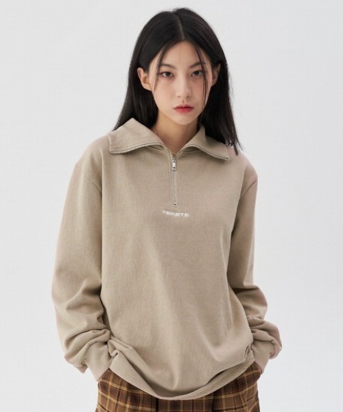 FEKETE（フェケテ）の「FEKETE MADE HALF ZIP-UP TURTLENECK MTM（スウェット・メンズ・ブラック/ベージュ/モカ・FREE）」の6枚目の写真