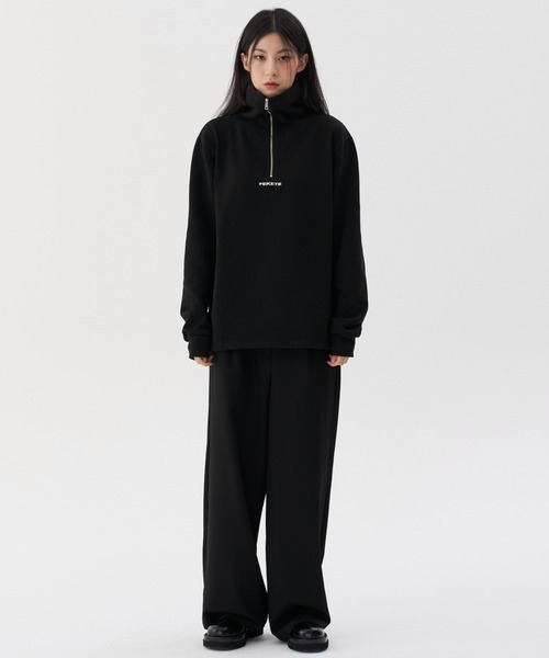 FEKETE（フェケテ）の「FEKETE MADE HALF ZIP-UP TURTLENECK MTM（スウェット・メンズ・ブラック/ベージュ/モカ・FREE）」の10枚目の写真