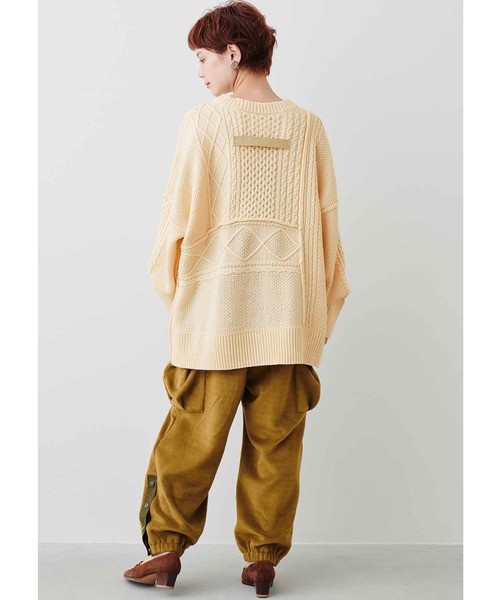 MEDE19F(メデジュウキュウ)の「MEDE19F サイザブルアランニット〈オフホワイト〉(ニット/セーター・レディース・オフホワイト・1/2)」の9枚目の写真