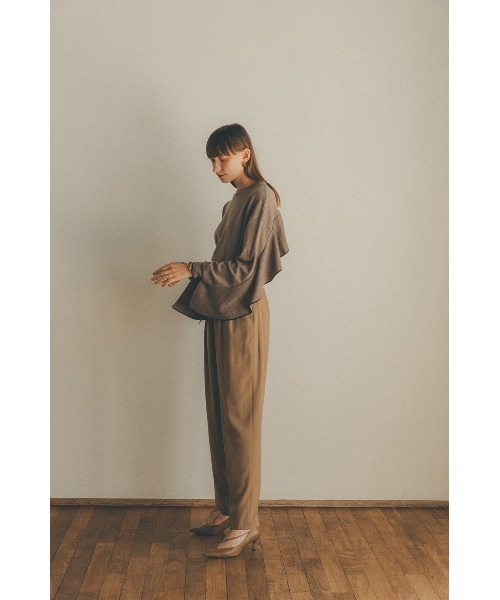 CLANE（クラネ）の「BACK FRILL LINE KNIT（ニット/セーター・レディース・ベージュ/ピンク/ブラック・1/2）」の11枚目の写真