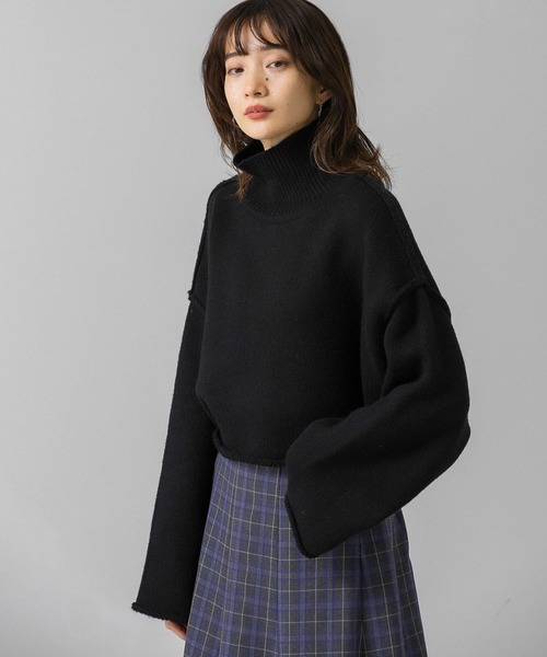 KBF（ケイビーエフ）の「リバーシブルハイネックショートニット（ニット/セーター・レディース・ブラック/オフホワイト/ライトカーキ・ONE）」の10枚目の写真