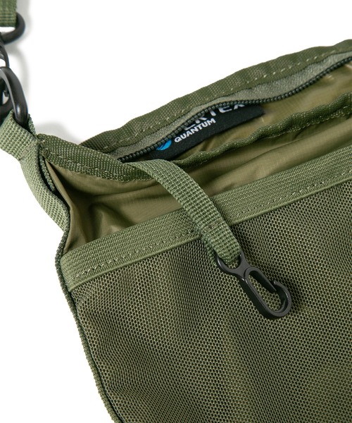 FIRST DOWN（ファーストダウン）の「ショルダー バッグ  パーテックス クワンタム（ショルダーバッグ・メンズ・チャコールグレー/オリーブ・フリー）」の9枚目の写真