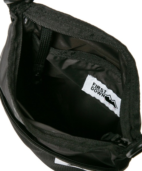 FIRST DOWN（ファーストダウン）の「ショルダー バッグ  パーテックス クワンタム（ショルダーバッグ・メンズ・チャコールグレー/オリーブ・フリー）」の5枚目の写真