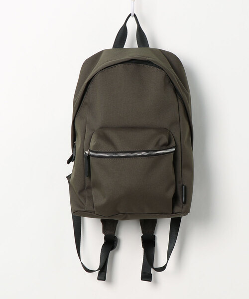 Y'SACCS（イザック）の「【CORDURA EcoMade Canvas】ベーシックデイパック（バックパック/リュック・レディース・パープル/カーキ/ブラック/ベージュ/ネイビー・FREE）」の3枚目の写真