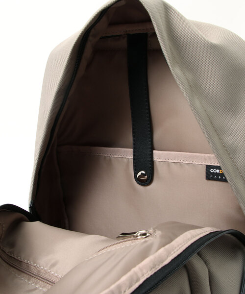 Y'SACCS（イザック）の「【CORDURA EcoMade Canvas】ベーシックデイパック（バックパック/リュック・レディース・パープル/カーキ/ブラック/ベージュ/ネイビー・FREE）」の12枚目の写真