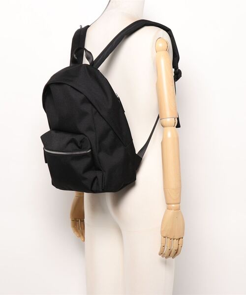 Y'SACCS（イザック）の「【CORDURA EcoMade Canvas】ベーシックデイパック（バックパック/リュック・レディース・パープル/カーキ/ブラック/ベージュ/ネイビー・FREE）」の7枚目の写真