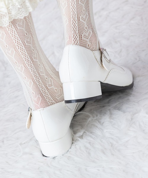 BODYLINE（ボディライン）の「ガーリー風 ラウンドトゥストラップパンプス（パンプス・レディース・ブラック/ブラウン/レッド/オフホワイト/ホワイト系/ブラック系・S/L/M/2L）」の13枚目の写真