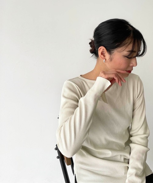 PT（ピーティ）の「Pt(ピーティー) newボリュームミニフープピアス（ピアス（両耳用）・レディース・シルバー/ゴールド・ONE SIZE）」の13枚目の写真