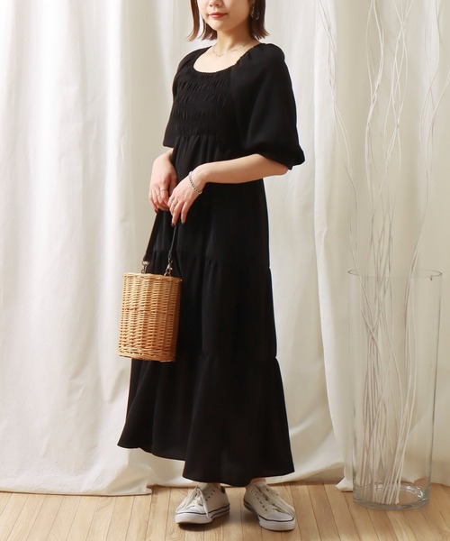 libelle more（リベル モア）の「無地デシン　シャーリングティアードワンピース（ワンピース・レディース・ブラック/モカ/ラベンダー・M/L）」の4枚目の写真