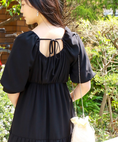 libelle more（リベル モア）の「無地デシン　シャーリングティアードワンピース（ワンピース・レディース・ブラック/モカ/ラベンダー・M/L）」の21枚目の写真