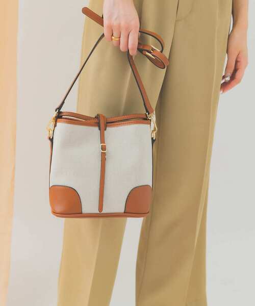 RODE SKO（ロデスコ）の「キャンバスコンビキンチャクショルダー（ショルダーバッグ・レディース・ブラック/キャメル・ONE）」の11枚目の写真