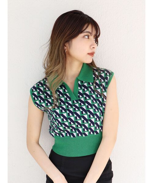 MURUA（ムルーア）の「ジオメトリックニットポロ（ニット/セーター・レディース・オレンジ/グリーン/アイボリー・FREE）」の3枚目の写真