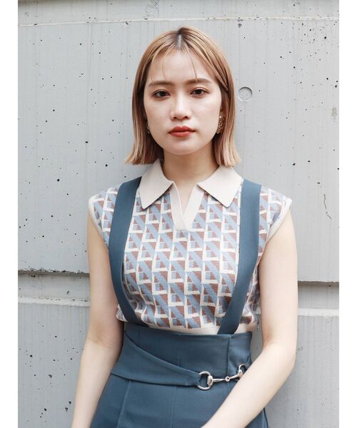 MURUA（ムルーア）の「ジオメトリックニットポロ（ニット/セーター・レディース・オレンジ/グリーン/アイボリー・FREE）」の17枚目の写真