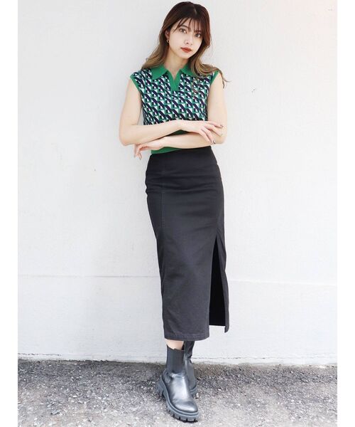 MURUA（ムルーア）の「ジオメトリックニットポロ（ニット/セーター・レディース・オレンジ/グリーン/アイボリー・FREE）」の20枚目の写真