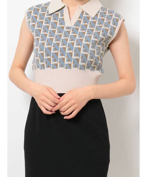 MURUA（ムルーア）の「ジオメトリックニットポロ（ニット/セーター・レディース・オレンジ/グリーン/アイボリー・FREE）」の11枚目の写真