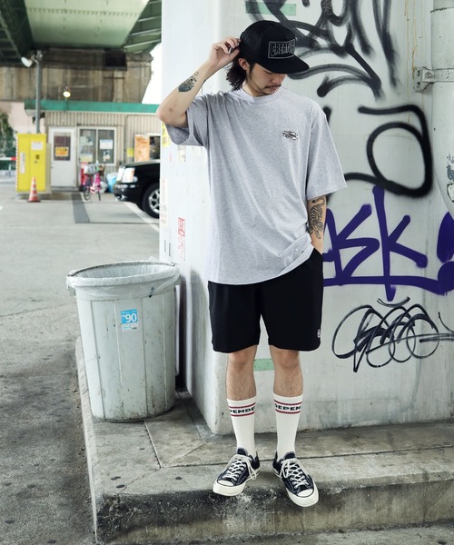 SANTA CRUZ(サンタクルーズ)の「SANTA CRUZ / サンタクルーズ Meek Slasher Fusion S/S Regular T-Shirt 半袖 クルーネック ロゴ Tシャツ(Tシャツ/カットソー・メンズ・ブラック/ヘザーグレー・MEDIUM/LARGE/X-LARGE)」の4枚目の写真