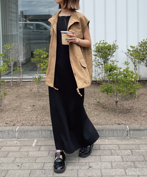 Chillfar(チルファー)の「ミリタリーベスト(ベスト・レディース・ブラック/ベージュ/カーキ/アイボリー・MEDIUM/LARGE)」の22枚目の写真