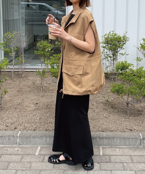 Chillfar(チルファー)の「ミリタリーベスト(ベスト・レディース・ブラック/ベージュ/カーキ/アイボリー・MEDIUM/LARGE)」の18枚目の写真