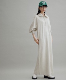 ADAM ET ROPE'（アダムエロペ）の「【WEB限定(一部店舗展開あり)】ハーフZIPスウェットワンピース（ワンピース）」