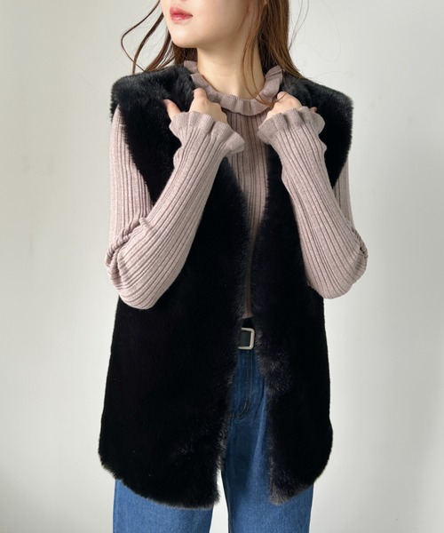 CLEA（クレア）の「フェイクファーロングベスト（ベスト・レディース・モカ/ホワイト/ブラック・FREE）」の20枚目の写真