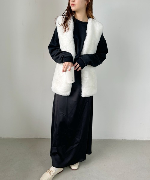 CLEA（クレア）の「フェイクファーロングベスト（ベスト・レディース・モカ/ホワイト/ブラック・FREE）」の12枚目の写真