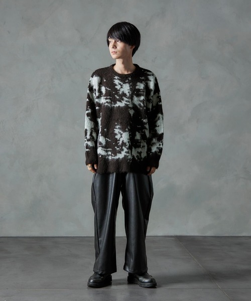 NILWAY（ニルウェイ）の「モヘアタッチダブルジャガード総柄グラデーションニット（ニット/セーター・メンズ・グリーン/ネイビー/チャコール/ブラック/ブラック×レッド/ブラック×パープル・MEDIUM/LARGE）」の7枚目の写真