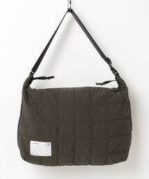 【ADAM PATEK 】(AP2229000)square quilt BIG shoulder bag