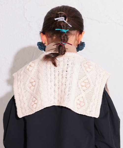 Ocean&Ground（オーシャン&グラウンド）の「ビスチェ風ニットウォーマー（ネックウォーマー/スヌード・キッズ・ベージュ/オフホワイト/ブラック・S/M）」の5枚目の写真