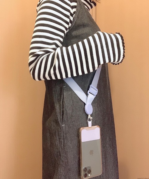 TONE SELECT GOODS(トーンセレクトグッズ)の「Liaa/スマートフォンショルダーストラップ(スマホグッズ・レディース・ホワイト/ブラック/パープル/ネイビー/グレー/グリーン/アーミー/ベージュ系その他・FREE)」の8枚目の写真