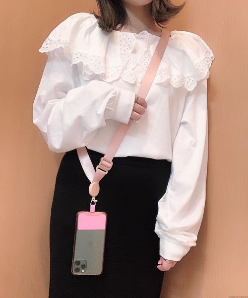 TONE SELECT GOODS(トーンセレクトグッズ)の「Liaa/スマートフォンショルダーストラップ(スマホグッズ・レディース・ホワイト/ブラック/パープル/ネイビー/グレー/グリーン/アーミー/ベージュ系その他・FREE)」の1枚目の写真