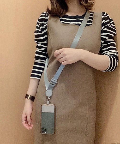 TONE SELECT GOODS(トーンセレクトグッズ)の「Liaa/スマートフォンショルダーストラップ(スマホグッズ・レディース・ホワイト/ブラック/パープル/ネイビー/グレー/グリーン/アーミー/ベージュ系その他・FREE)」の4枚目の写真