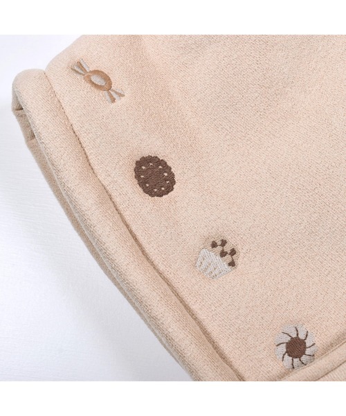 SLAP SLIP BABY（スラップスリップベビー）の「SLAPSLIPBABY/くま耳モチーフお菓子刺繍裏ボアマントベビー(50~90cm)（ポンチョ・キッズ・グレー/ベージュ・ONESIZE）」の18枚目の写真