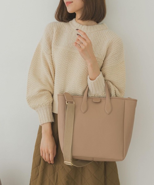 RODE SKO（ロデスコ）の「テープショルダースクエアトートバッグ『Lsize』（トートバッグ・レディース・ブラック/ベージュ・ONE）」の9枚目の写真