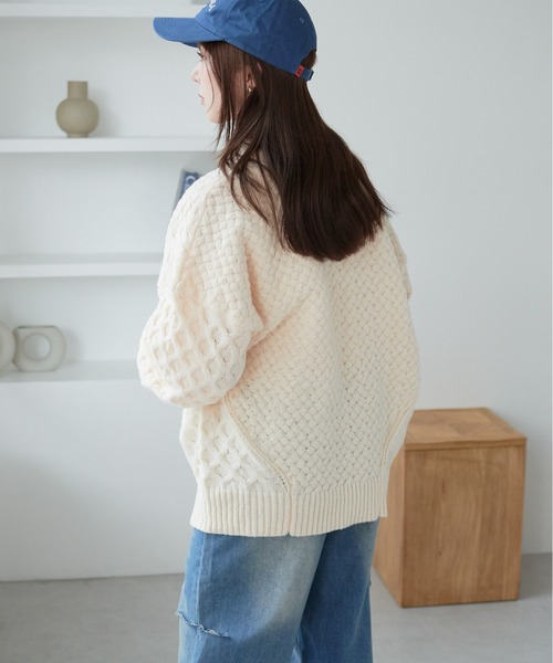 ECRIRE（エクリール）の「ドロップショルダーざっくり編みニット（ニット/セーター・レディース・ピンク/ブラウン/ベージュ・M/L）」の19枚目の写真