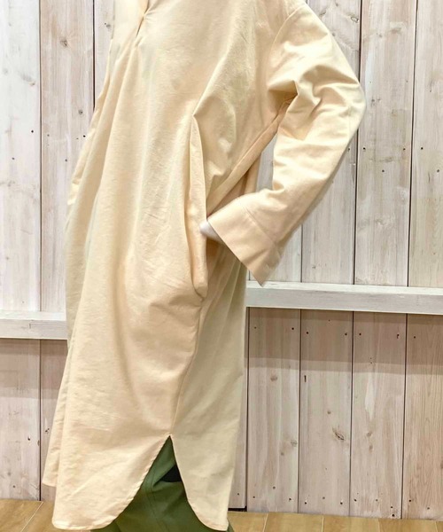 NANEA（ナネア）の「スタンドカラーシャツワンピース（シャツワンピース・レディース・キナリ/カーキ/ブラック・ONE SIZE）」の5枚目の写真
